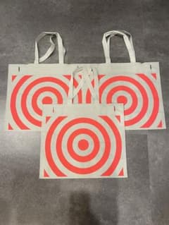 【新品•未使用】アメリカで大人気ターゲットのエコバッグのサムネイル