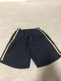 アディダス ENERGY RUNNING インナー付ハーフパンツ Sサイズのサムネイル