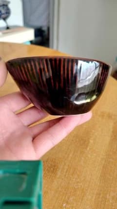 黒と赤のストライプの陶器ボウル - メルカリ