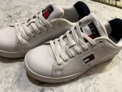 Tommy⭐︎スニーカーのサムネイル