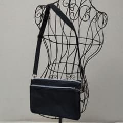 サコッシュ  ショルダーバッグ  24×17cm 男女兼用のサムネイル