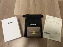 最終値下げ　CELINE 三つ折り財布のサムネイル
