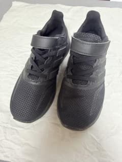 adidas moonstarキッズ スニーカー 2点セットのサムネイル