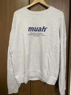 韓国ブランド muahのトレーナーのサムネイル