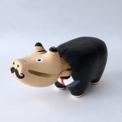 新品】ひげべこ タキシード ダリ 諸橋近代美術館 野沢民芸 赤べこ 完売