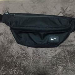 NIKE ウエストバッグのサムネイル