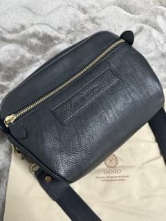 極美品 GANZO 7QS-H ミニショルダー ブラック - メルカリ