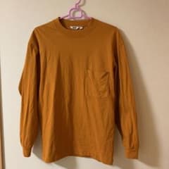 UNIQLO U トップスのサムネイル