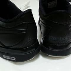 Reebok レディーススニーカーのサムネイル