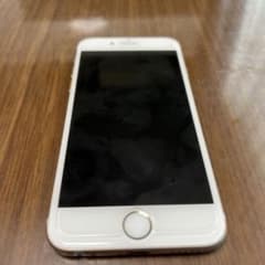 美品　iPhone6 64G ゴールド　動作確認済み　バッテリー最大残量８２%のサムネイル
