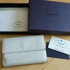 (スマートノッポ様専用)PRADA 財布のサムネイル