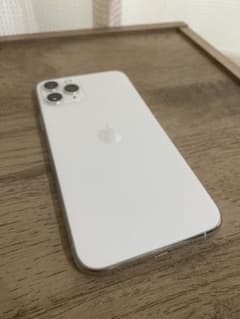 iPhone 11 Pro シルバー 256 GB SIMフリー　ジャンクのサムネイル