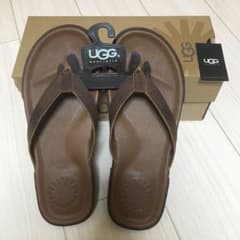 よひ様専用　UGG  アグ　サンダル　26cmのサムネイル