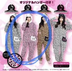 美品　ハローキティ　着ぐるみ　ドンキ限定　パジャマ　サンリオ m57678973049_1.jpg?1731458981