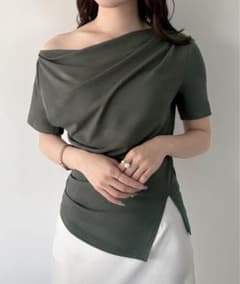 【mipiarl】(薄手)裾デザインドレープカットソーのサムネイル