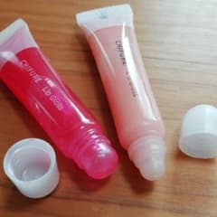 ちふれ　リップグロスのサムネイル