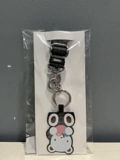 familiar ファミリアチェック柄 黒系 ショルダーストラップ - メルカリ