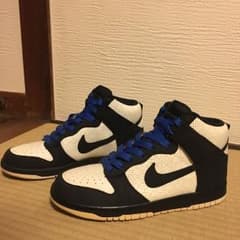 NIKE ナイキ スニーカーのサムネイル