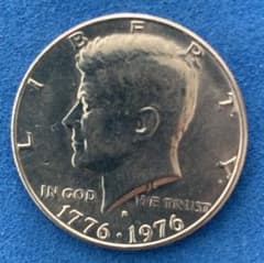 2226.　極美品　レインボー　1983年　アメリカ　リンカーン　1セント 448. 美品 1983年 D アメリカ リンカーン 1セント コイン - メルカリ