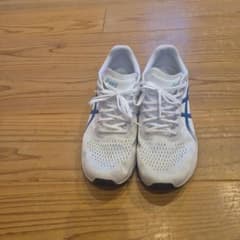 ASICS ランニングシューズ 27cmのサムネイル