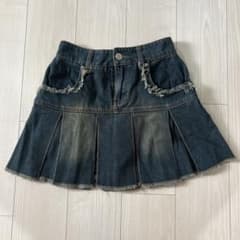 【値下げ中】デニム プリーツ ミニスカート インナーパンツ付きのサムネイル
