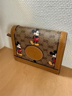 GUCCI × Disney ミッキー 二つ折り財布のサムネイル