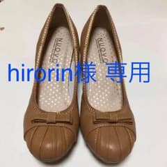送料込♡休日お値引価格☆ホーキンスNUOVOパンプスのサムネイル