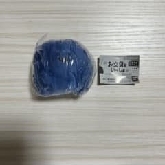 문구와 함께 봉제인형 마스코트 2입니다 이름도없는 것