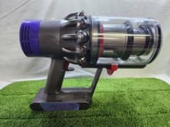 【美品】dyson V10 本体 クリーニング済み分解洗浄のサムネイル
