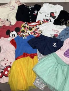 【合計12点】ディズニー キッズ　女の子トップス　まとめ売りのサムネイル
