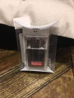 supreme ライターのサムネイル