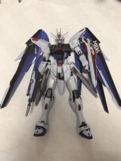 MG 1/100 프리덤 건담 Ver.2.0 도장 완료