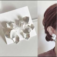 ピアス　シルバー　パール　ハンドメイドのサムネイル
