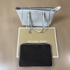 MICHAEL KORS トートバッグ ホワイトのサムネイル