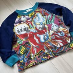 ウルトラマンギンガ　トレーナー　110のサムネイル