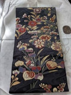 黒い花柄刺繍 袋帯のサムネイル