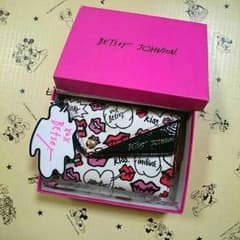 BETSEY JOHNSON 二つ折り財布のサムネイル