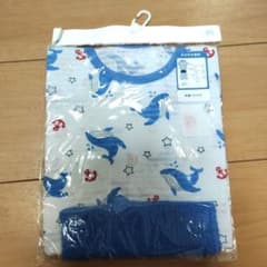新品 クジラ柄 半袖パジャマ 腹巻付き 95cmのサムネイル