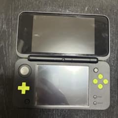 New 2DS LL ブラック/イエローのサムネイル