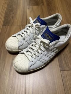 アディダス スーパースター BTのサムネイル