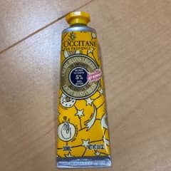 ロクシタン ジョイフルスター スノーシア ハンドクリーム(ディライトフルティー…のサムネイル
