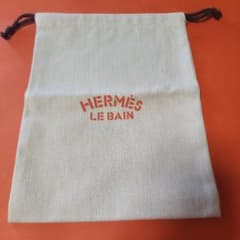HERMÈS BAIN 巾着　水着入れ タイムセール明日には価格を戻します HERMES LE BAIN 巾着袋 のノベルティです。 - メルカリ