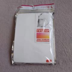 UNIQLO ヒートテック タートルネックT 長袖 ホワイト Lのサムネイル