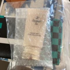 化粧品のサムネイル