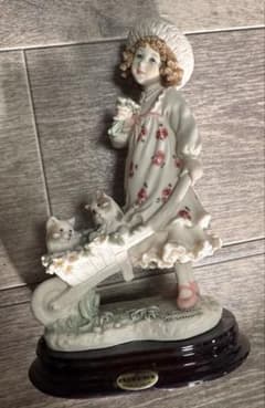 ジョゼッペ・アルマーニ　薔薇のバルコニーの淑女　大理石　陶器　置物　人形 ジョゼッペ・アルマーニ 薔薇のバルコニーの淑女 大理石 陶器 置物