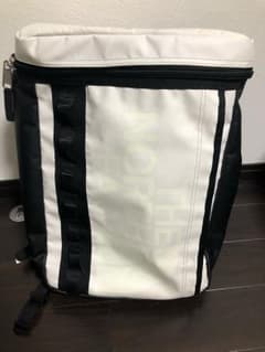 リュック  ノースフェイス 21Lのサムネイル