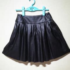 ●ゆうこさま専用●フェイクレザー　フレアスカートのサムネイル