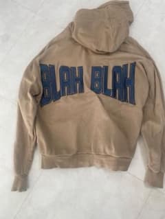 【GYDA ジェイダ】ベージュ ジップアップパーカー BLAHロゴパーカーのサムネイル