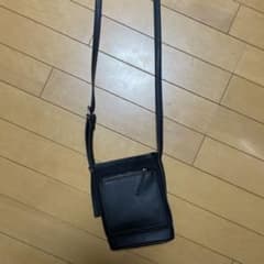 ショルダーバッグのサムネイル