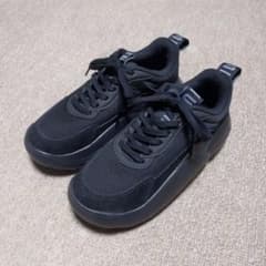 UGG　LA Cloud Trainer　black　24.0 UGG LA Cloud Trainer black 24.0 - メルカリ